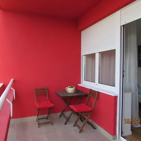 Pearl Apartment